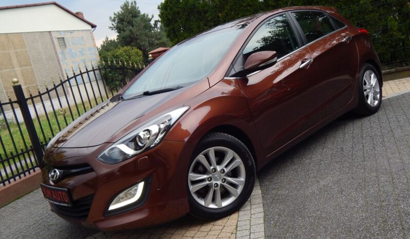 HYUNDAI I30  | FWD (przód) | Manualna | 135 KM | Brązowy full