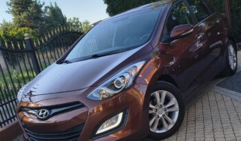 HYUNDAI I30  | FWD (przód) | Manualna | 135 KM | Brązowy full