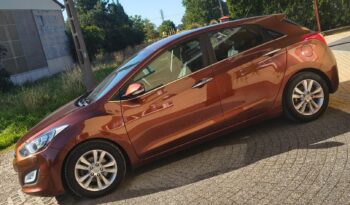 HYUNDAI I30  | FWD (przód) | Manualna | 135 KM | Brązowy full