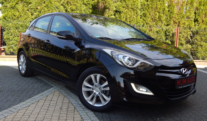 HYUNDAI I30  | FWD (przód) | Manualna | 99 KM | Czarny full