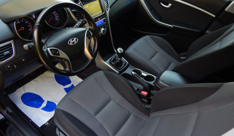 HYUNDAI I30  | FWD (przód) | Manualna | 99 KM | Czarny full