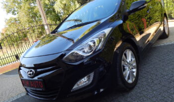 HYUNDAI I30  | FWD (przód) | Manualna | 99 KM | Czarny full