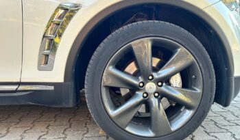 Infiniti FX | 4×4 (doł. automatycznie) | Manualna | 238 KM | Biały full