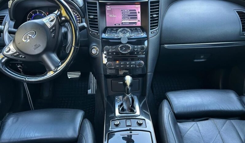 Infiniti FX | 4×4 (doł. automatycznie) | Manualna | 238 KM | Biały full