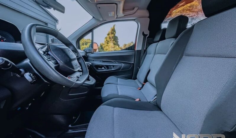 PEUGEOT Partner  | 4×4 (doł. ręcznie) | Manualna | 131 KM | Czerwony full