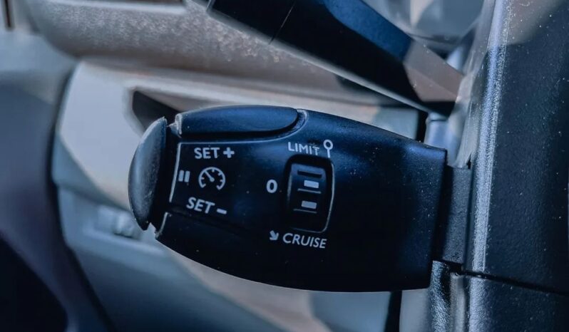 PEUGEOT Expert | FWD (przód) | Manualna | 150 KM | Srebrny full
