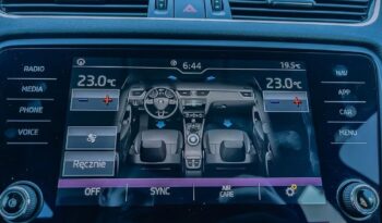 SKODA Octavia  | FWD (przód) | Automatyczna | 115 KM | Srebrny full
