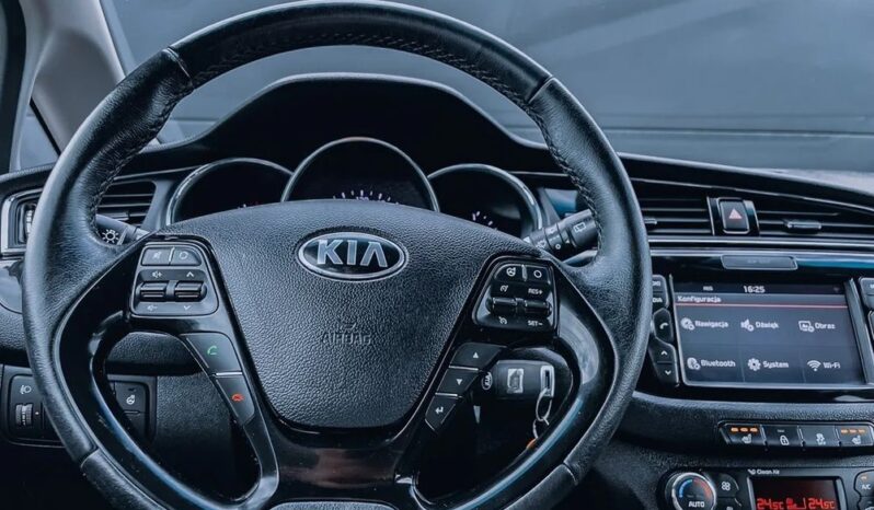 KIA Ceed  | FWD (przód) | Manualna | 120 KM | Szary full