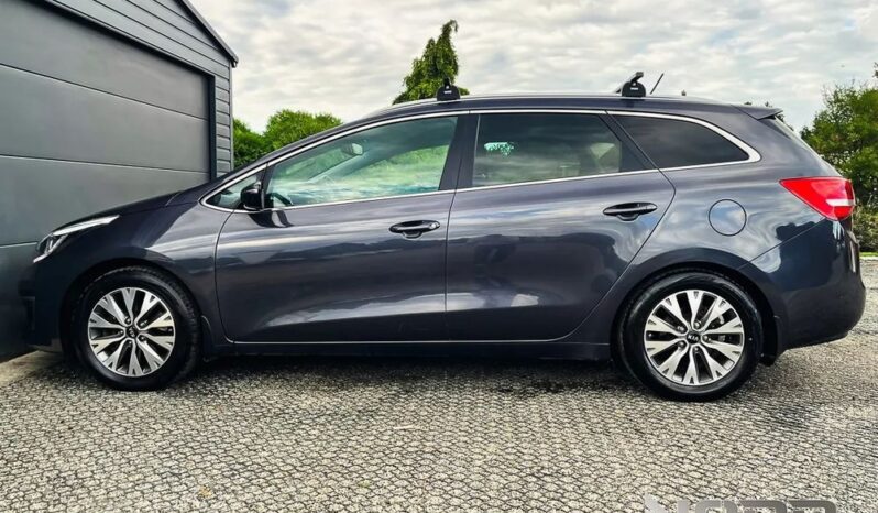 KIA Ceed  | FWD (przód) | Manualna | 120 KM | Szary full