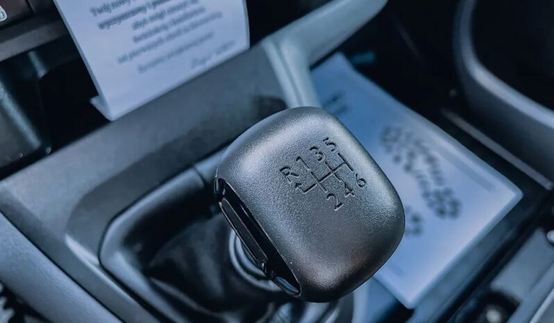 TOYOTA ProAce | 4×4 (doł. ręcznie) | Manualna | 122 KM | Czarny full