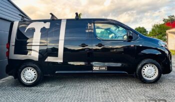 TOYOTA ProAce | 4×4 (doł. ręcznie) | Manualna | 122 KM | Czarny full