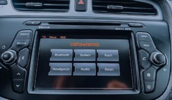 KIA Ceed  | FWD (przód) | Manualna | 135 KM | Czerwony full