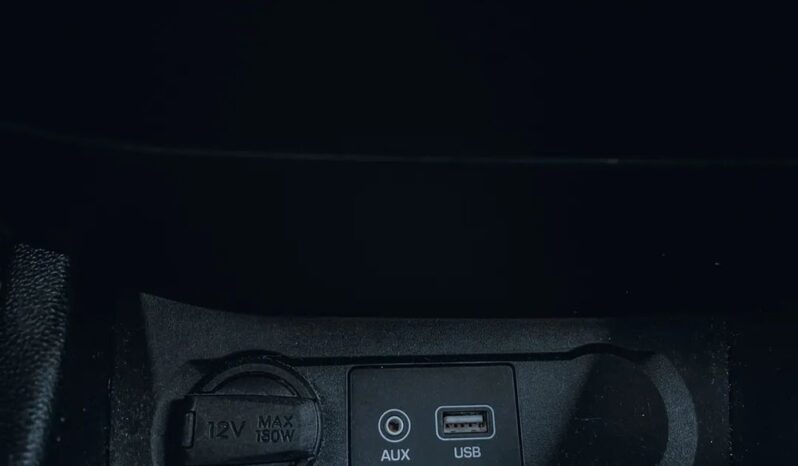HYUNDAI i20  | FWD (przód) | Manualna | 100 KM | Czerwony full