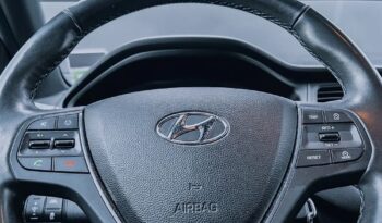 HYUNDAI i20  | FWD (przód) | Manualna | 100 KM | Czerwony full