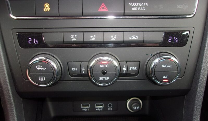 SEAT Ateca  | FWD (przód) | Manualna | 150 KM | bialy full