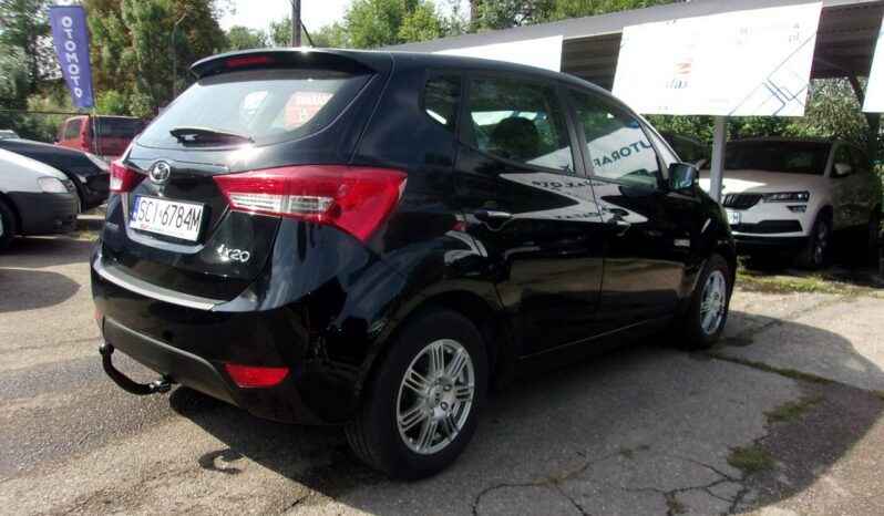 HYUNDAI ix20  | FWD (przód) | Manualna | 90 KM | Czarny full