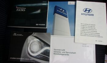 HYUNDAI ix20  | FWD (przód) | Manualna | 90 KM | Czarny full