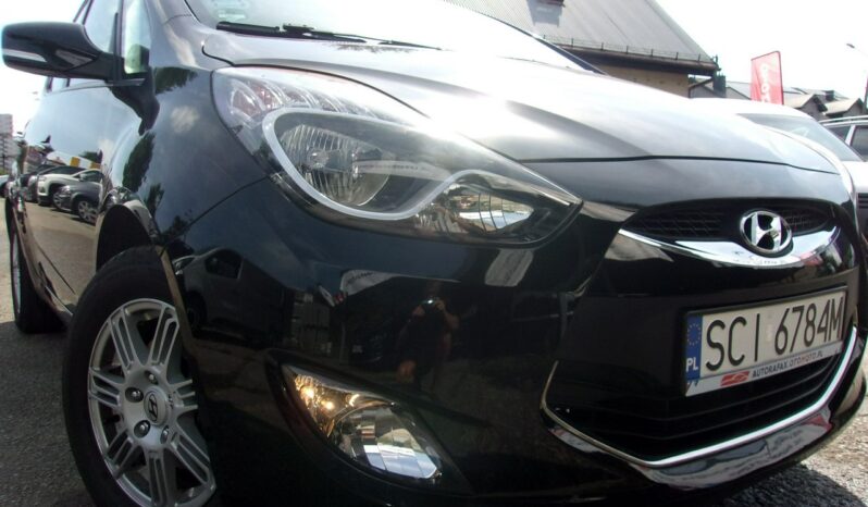 HYUNDAI ix20  | FWD (przód) | Manualna | 90 KM | Czarny full