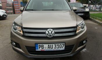 VOLKSWAGEN Tiguan  | 4×4 Automatyczny | Manualna | 160 KM | Szary full
