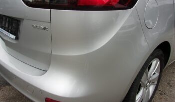 OPEL Zafira  | FWD (przód) | Manualna | 120 KM | Srebrny full