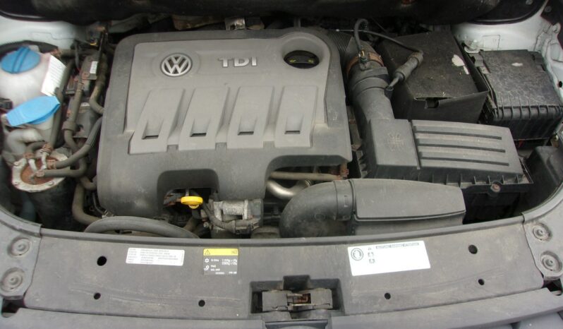VOLKSWAGEN Caddy | 4×4 Stały | Manualna | 110 KM | bialy full