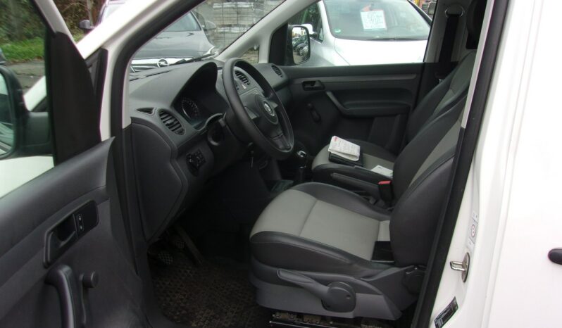 VOLKSWAGEN Caddy | 4×4 Stały | Manualna | 110 KM | bialy full