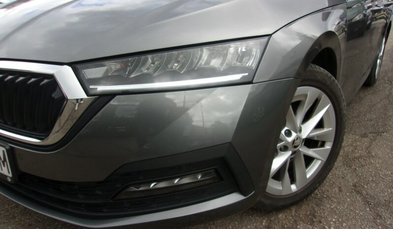 SKODA Octavia  | FWD (przód) | Manualna | 150 KM | grafitowy full
