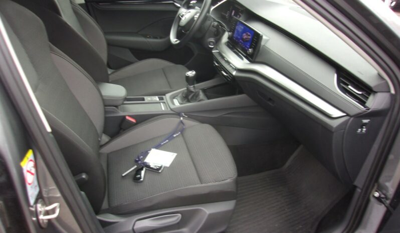 SKODA Octavia  | FWD (przód) | Manualna | 150 KM | grafitowy full