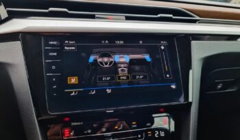 VOLKSWAGEN Arteon  | 4×4 (doł. automatycznie) | Automatyczna | 200 KM | Niebieski full
