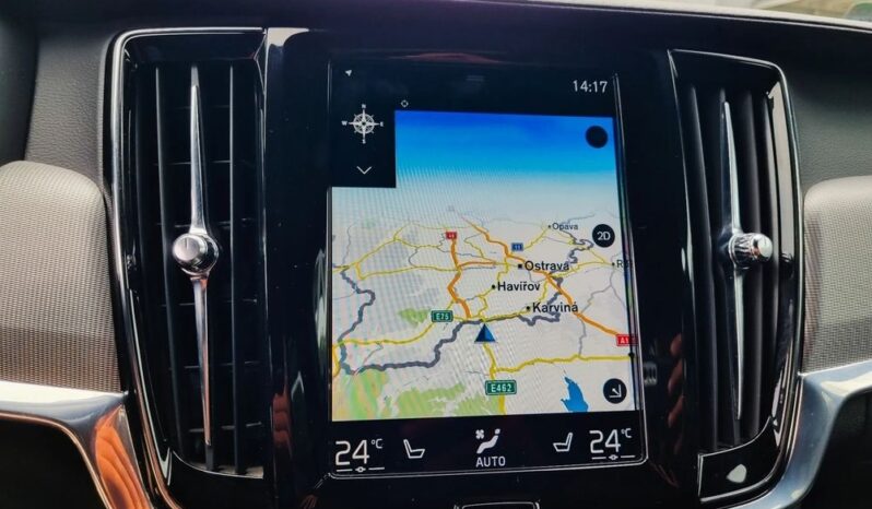 VOLVO V90  | 4×4 (doł. automatycznie) | Automatyczna | 190 KM | Biały full