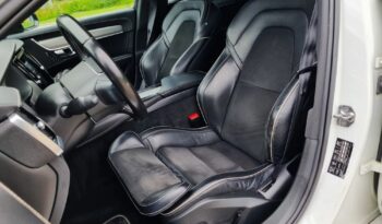 VOLVO V90  | 4×4 (doł. automatycznie) | Automatyczna | 190 KM | Biały full
