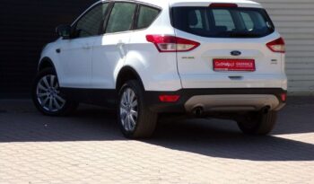 FORD Kuga  | FWD (przód) | Manualna | 120 KM | Biały full