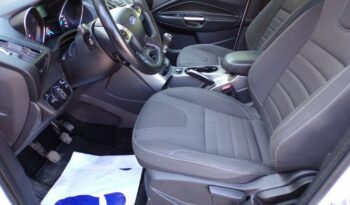 FORD Kuga  | FWD (przód) | Manualna | 120 KM | Biały full