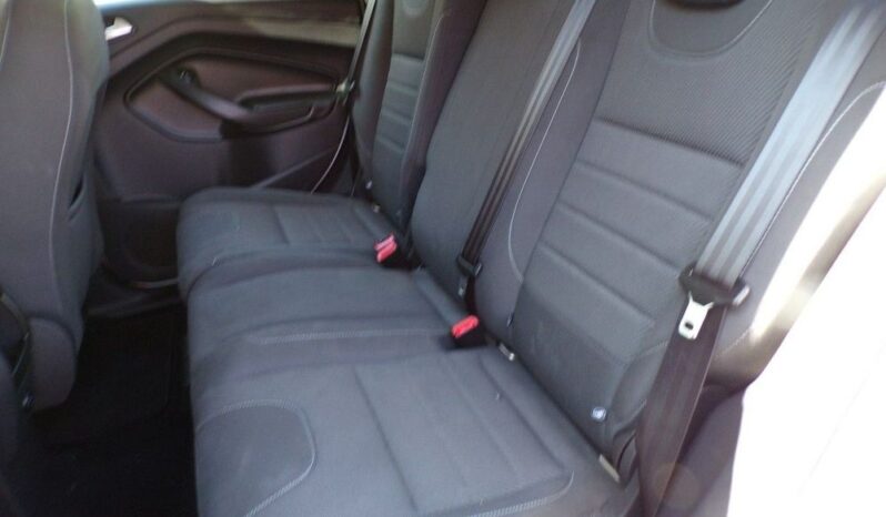 FORD Kuga  | FWD (przód) | Manualna | 120 KM | Biały full