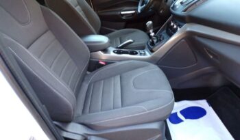 FORD Kuga  | FWD (przód) | Manualna | 120 KM | Biały full
