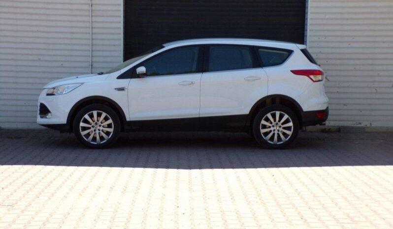 FORD Kuga  | FWD (przód) | Manualna | 120 KM | Biały full