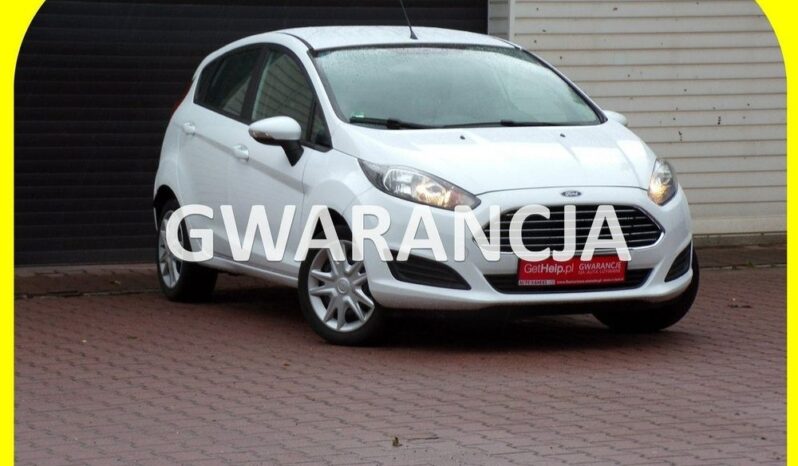 Ford Fiesta  | Fwd (Przód) | Manualna | 82 Km | Biały