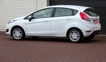 FORD Fiesta  | FWD (przód) | Manualna | 82 KM | Biały full
