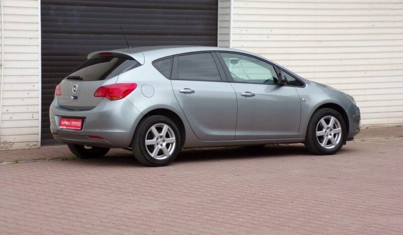 OPEL Astra | FWD (przód) | Manualna | 115 KM | Srebrny full