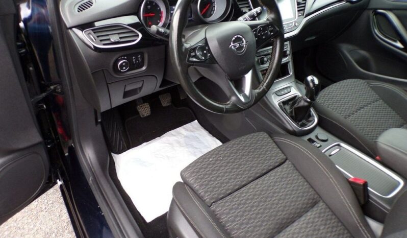 OPEL Astra | FWD (przód) | Manualna | 125 KM | Czarny full