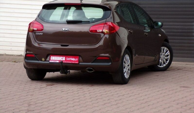 KIA Ceed  | FWD (przód) | Manualna | 100 KM | Brązowy full