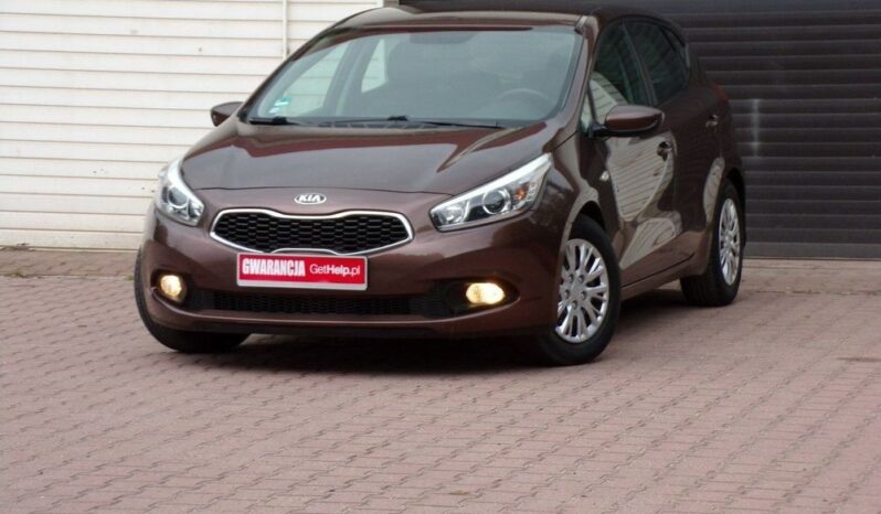 KIA Ceed  | FWD (przód) | Manualna | 100 KM | Brązowy full