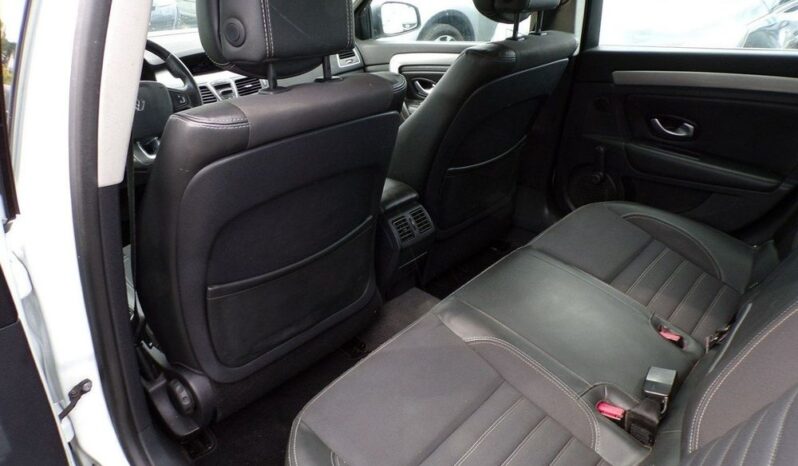 RENAULT Laguna  | FWD (przód) | Manualna | 141 KM | Biały full