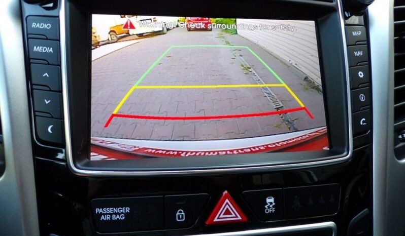 HYUNDAI I30  | FWD (przód) | Automatyczna | 110 KM | Biały full