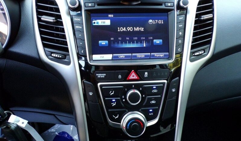 HYUNDAI I30  | FWD (przód) | Automatyczna | 110 KM | Biały full