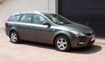 KIA Ceed  | FWD (przód) | Manualna | 90 KM | Szary full
