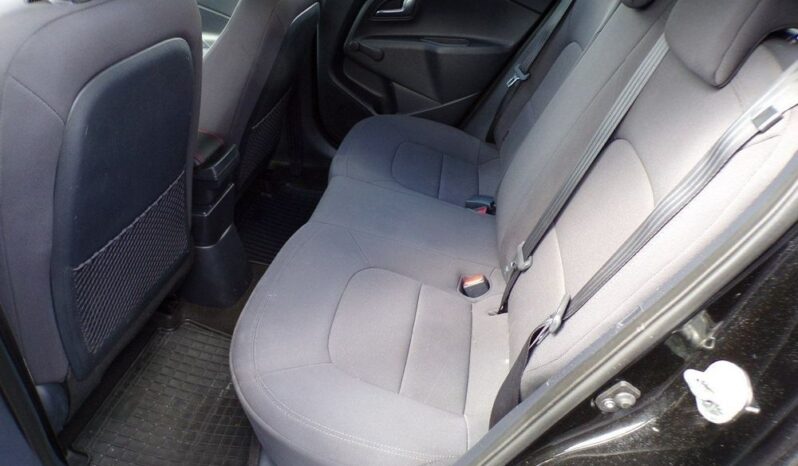 KIA Rio  | FWD (przód) | Manualna | 86 KM | Czarny full
