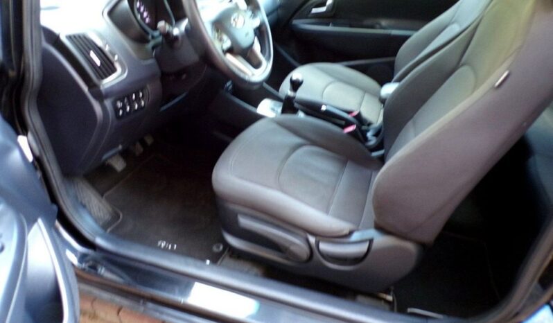 KIA Rio  | FWD (przód) | Manualna | 86 KM | Czarny full