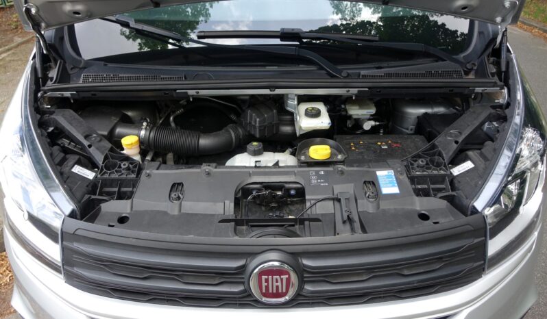 FIAT INNY | FWD (przód) | Manualna | 121 KM | Srebrny full
