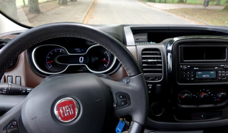 FIAT INNY | FWD (przód) | Manualna | 121 KM | Srebrny full